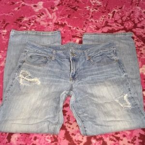 American Eagle ripped Boyfriend jeans